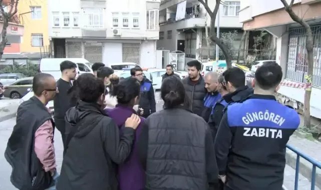 Güngören'de kaldırım çöktü