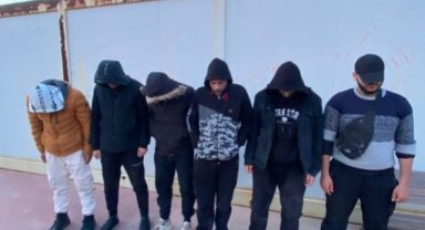 İzmir'de jandarmadan göçmen kaçakçılığı operasyonu