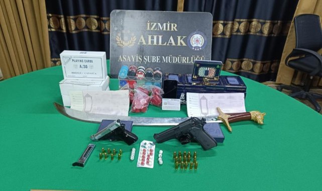 Kumar oynatılan iş yerinden çıkanlar polisi bile şaşırttı