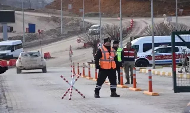 Maden sahasında toprak altında kalan 9 işçiyi arama çalışmalarında 4'üncü gün