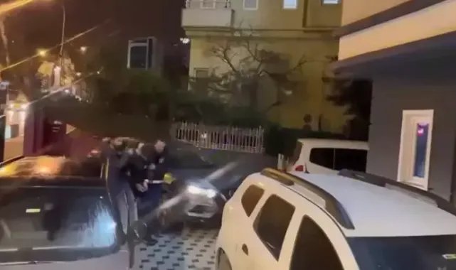 Maltepe'de taksi durağında tartıştığı şoförü silahla yaralayan şüpheli yakalandı