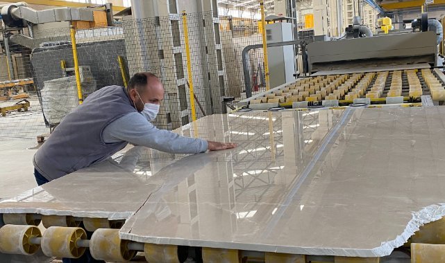Türk doğal taş sektörü İngiliz mimarlık ofislerini radarına aldı