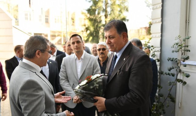 Başkan Tugay: Kentimizi sağlıklı şekilde planlayacağız