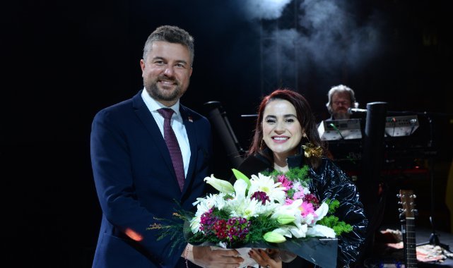Buca'da Ceylan Ertem coşkusu