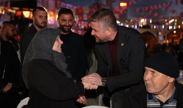 CHP'li Görkem Duman ilk iftar heyecanına eşlik etti