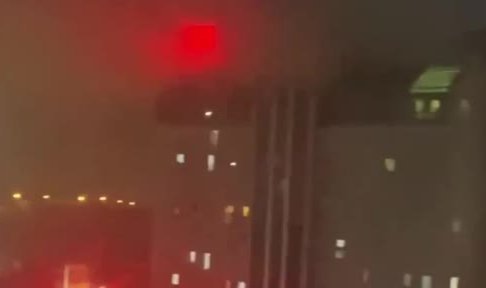 Esenyurt’ta 11 katlı rezidansta korkutan yangın