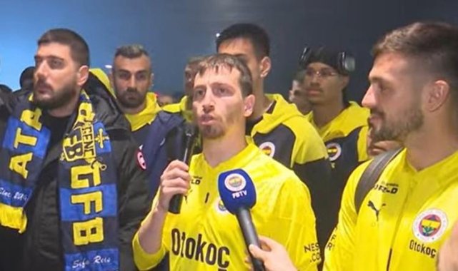 Fenerbahçe'yi İstanbul'da binlerce taraftar karşıladı