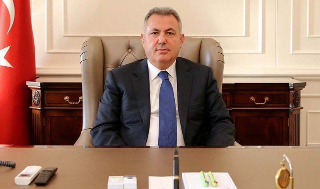 İzmir Valisi Elban: "Deprem illeri dışında okul yatırımı alan tek il biziz"