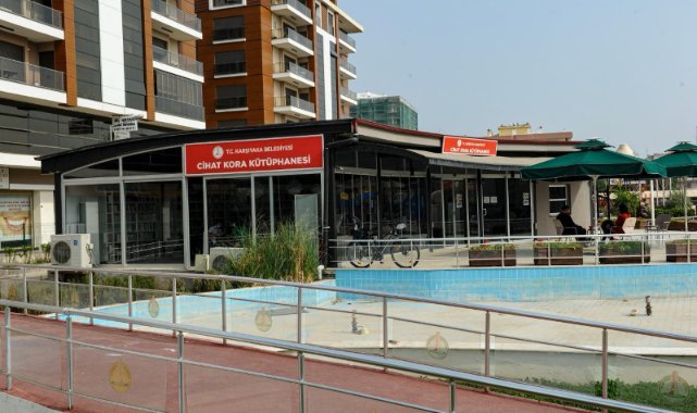 Karşıyaka Belediyesi'nden Kütüphane Haftası'na özel söyleşi