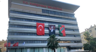 Karşıyaka'da sandıklar açılıyor. İşte son durum