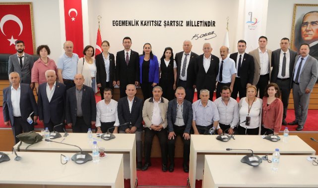 Başkan Önal muhtarlarla buluştu