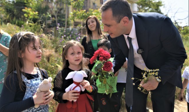Bayram oyuncaklarla başladı