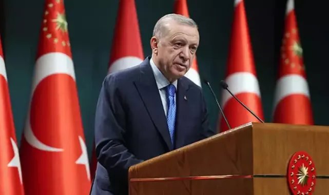 Erdoğan: Kendimizi yenileyerek yola revan olma noktasında her zaman farkımızı ortaya koyduk