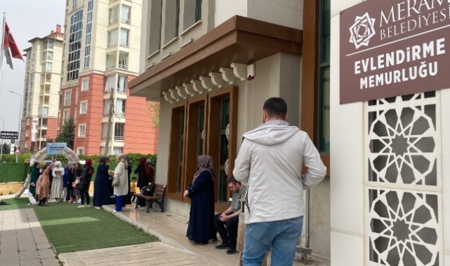Evlenen çiftlerin tercihi: 24.04.2024