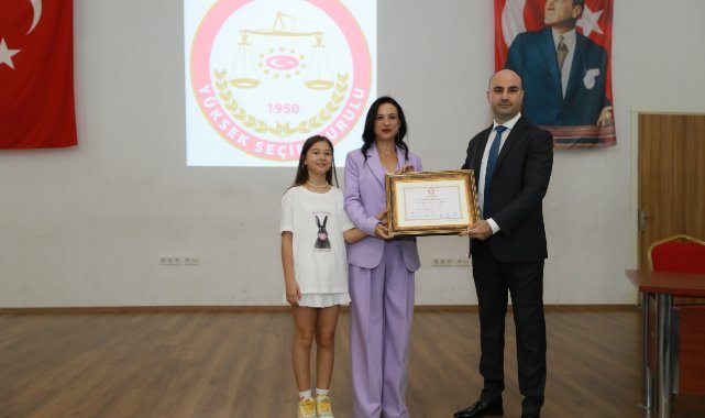 Filiz Başkan Mazbatasını aldı: Seçimlerde herkes kazandı, Efes Selçuk kazandı