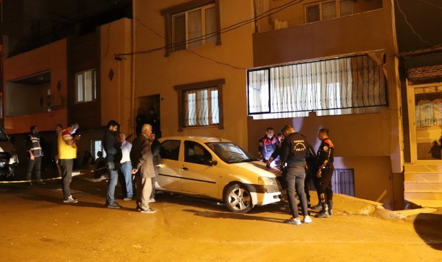 İzmir'de baba dehşeti: 1 kızını öldürdü, diğerini yaraladı