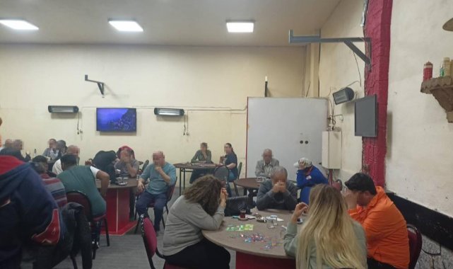 İzmir'de kumar baskını: 68 kişi yakalandı