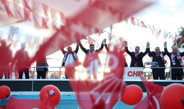 İzmir'in 25 ilçesine yeni başkan