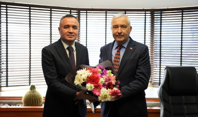 Kaymakam Sarı'dan Başkan Türkmen'e tebrik ziyareti