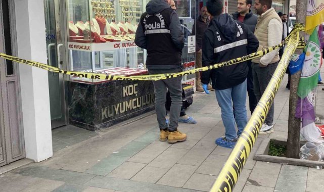 Küçükçekmece’de kuyumcu soygunu