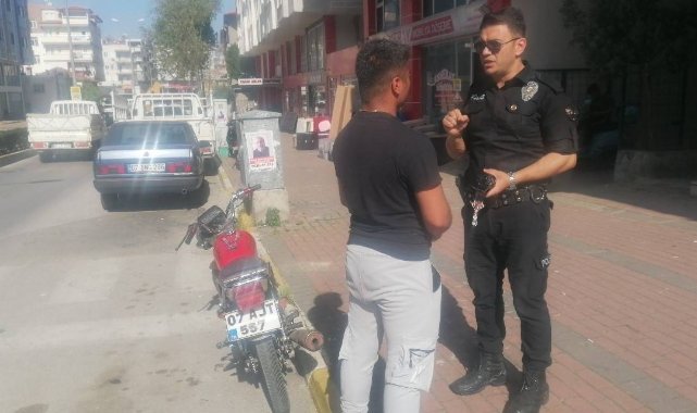 Motosikletin önünü kaldırırken polise yakalandı, önce nasihat ardından 38 bin 291 TL ceza yedi