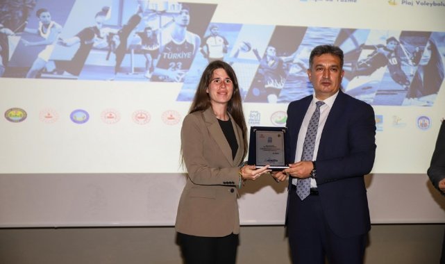 Çeşme'de iki dev organizasyon: 17. Yarımada Spor Oyunları ve Çeşme Yarı Maratonu başlıyor!