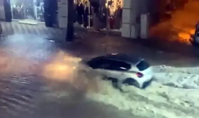 Tokat'ta sağanak; yollar göle döndü, su baskınları yaşandı