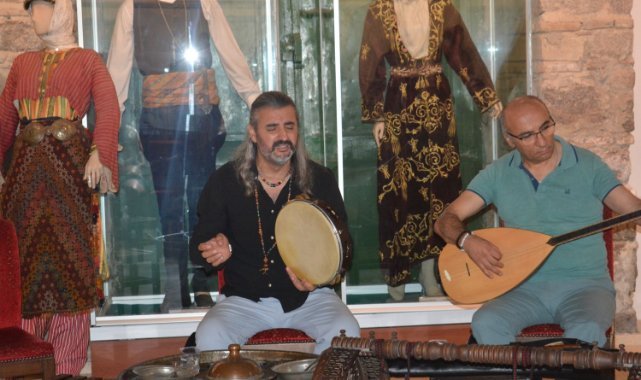 Doğu Anadolu Türküleri hikâyeleriyle EÜ’de hayat buldu