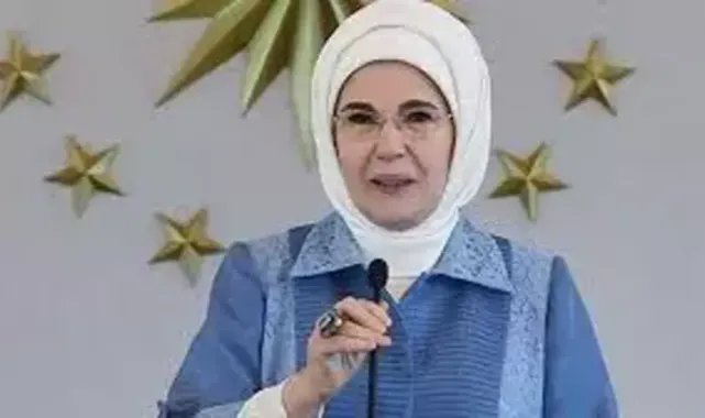 Emine Erdoğan'dan 'Babalar Günü' mesajı