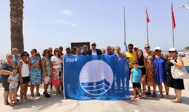 Menderes’te Mavi Bayraklar Dalgalanıyor: 11 Adet Bayrak Verildi