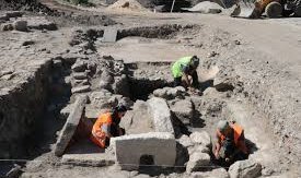 Antik Roma Tiyatrosu kazısında Osmanlı'nın ilk hamam örneği keşfedildi