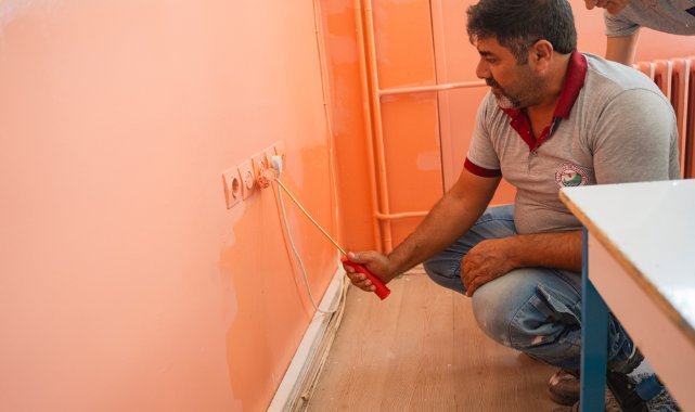 Balçova Belediyesi’nden okullarda temizlik ve bakım hamlesi