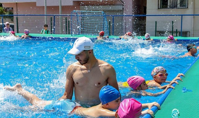 Bayraklı’da yaz spor okullarına büyük ilgi 19 kursa 4 bin 200 kişi katıldı 