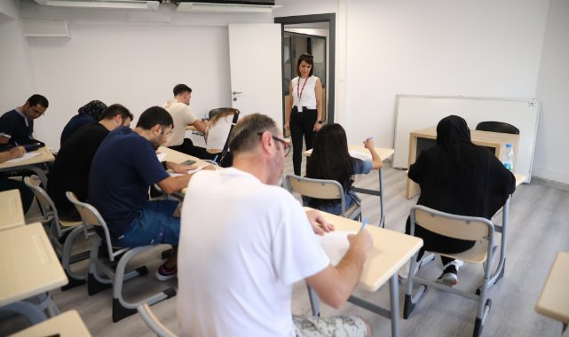 İş’te Konak’la 3 ayda 300 kişi işbaşı yaptı