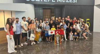 Japonların Göztepe sevdası: Gürsel Aksel’e akın ettiler
