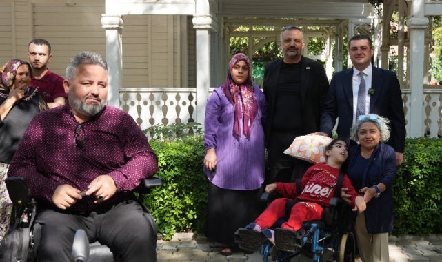 Başkan Demir, kahvaltıda engelli bireyler ile buluştu