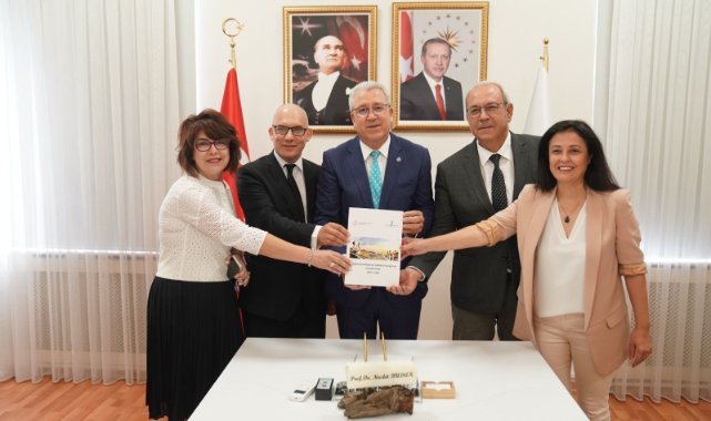 Egeli akademisyenler İzmir’in ilk “Dünya Miras Alanı”nın yaşatılmasına öncülük ediyor