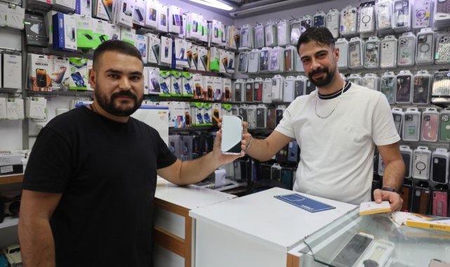 Gülümseten takas: Araba ve telefon hayallerine kavuştular