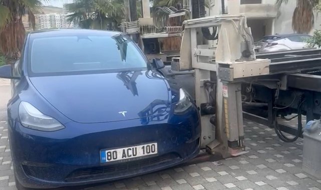 Hevesle aldığı Tesla’sında yaşadığı sorun sonrası markaya açtığı davayı kazandı