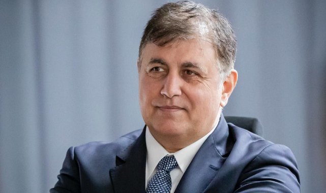 Başkan Tugay'dan “25 Kasım Kadına Yönelik Şiddete Karşı Uluslararası Mücadele Günü” mesajı: Kadın haklarının bayraktarlığını yapmak için var gücümle çalışmaya devam edeceğim