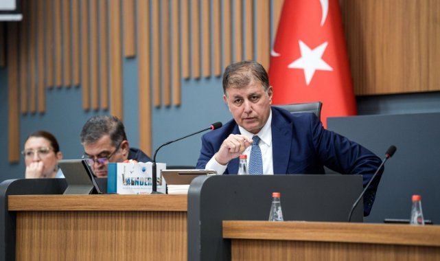 Başkan Tugay’dan tek soruluk “Esenyurt” yorumu