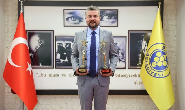 Buca Belediye Başkanı Görkem Duman’a iki ödül birden