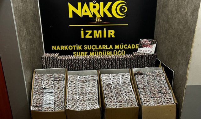 İzmir'de torbacılara uyuşturucu temin edenlere operasyon: 2 tutuklama