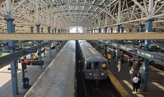 ABD'de metroda uyurken ateşe verilen kadın hayatını kaybetti