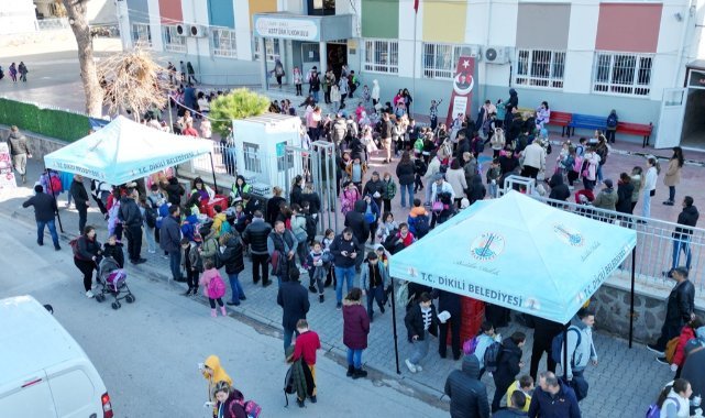 Başkan Kırgöz’den öğrencilere simit ve ayran ikramı