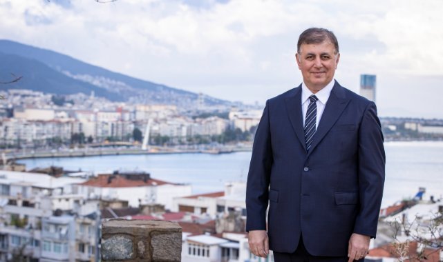 Başkan Tugay’dan İzmirlilere yeni yıl mesajı: 2025, projelerimizi bir bir hayata geçireceğimiz yıl olacak