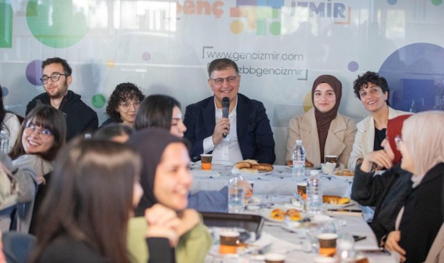 Başkan Tugay: Gençler isterse dünyayı değiştirebilir