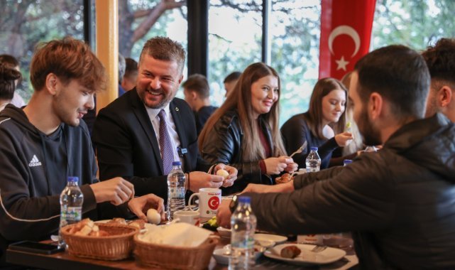 Buca Belediye Başkanı Görkem Duman: “Türkçe nefestir”