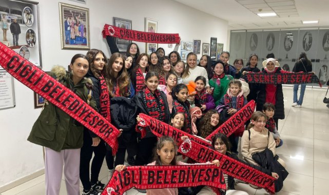 Çiğli'de Gençler Buz Pateni ile Buluşuyor