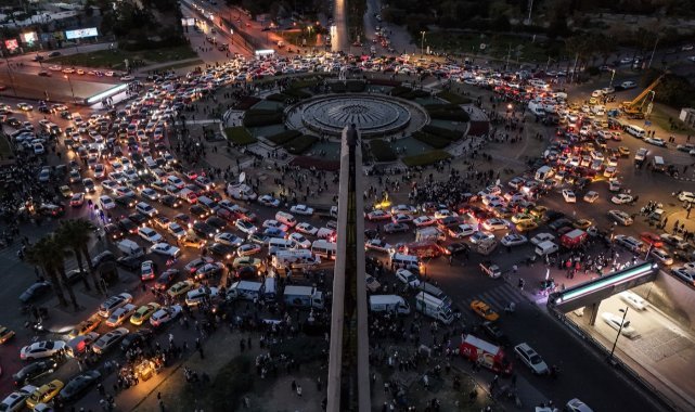 Fotoğraflarla kanlı Esad devrinin sonu